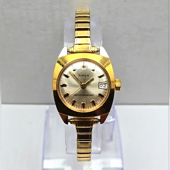 Womens Vintage Timex Watch 24mm Gold Tone Date Stretch Band Manual Wind Working - Picture 1 of 11